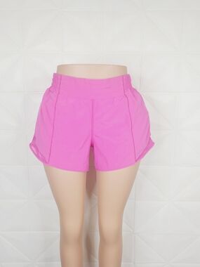 Lululemon Women's Hotty Hot High-Rise Lined Short 4